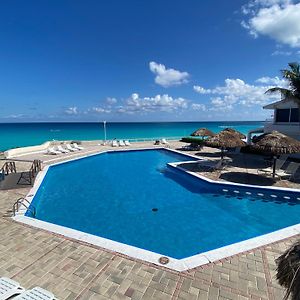 Beach Front 1bdrm Spacious Condo Brisas Cancun Zona Hotelera 06